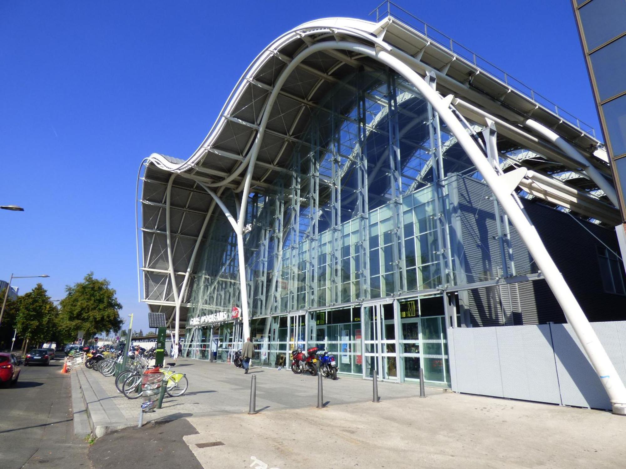 Apartamento 37M2 Lumineux Face Gare Sncf, Wifi Et Cafe Et The Offerts Orléans Exterior foto